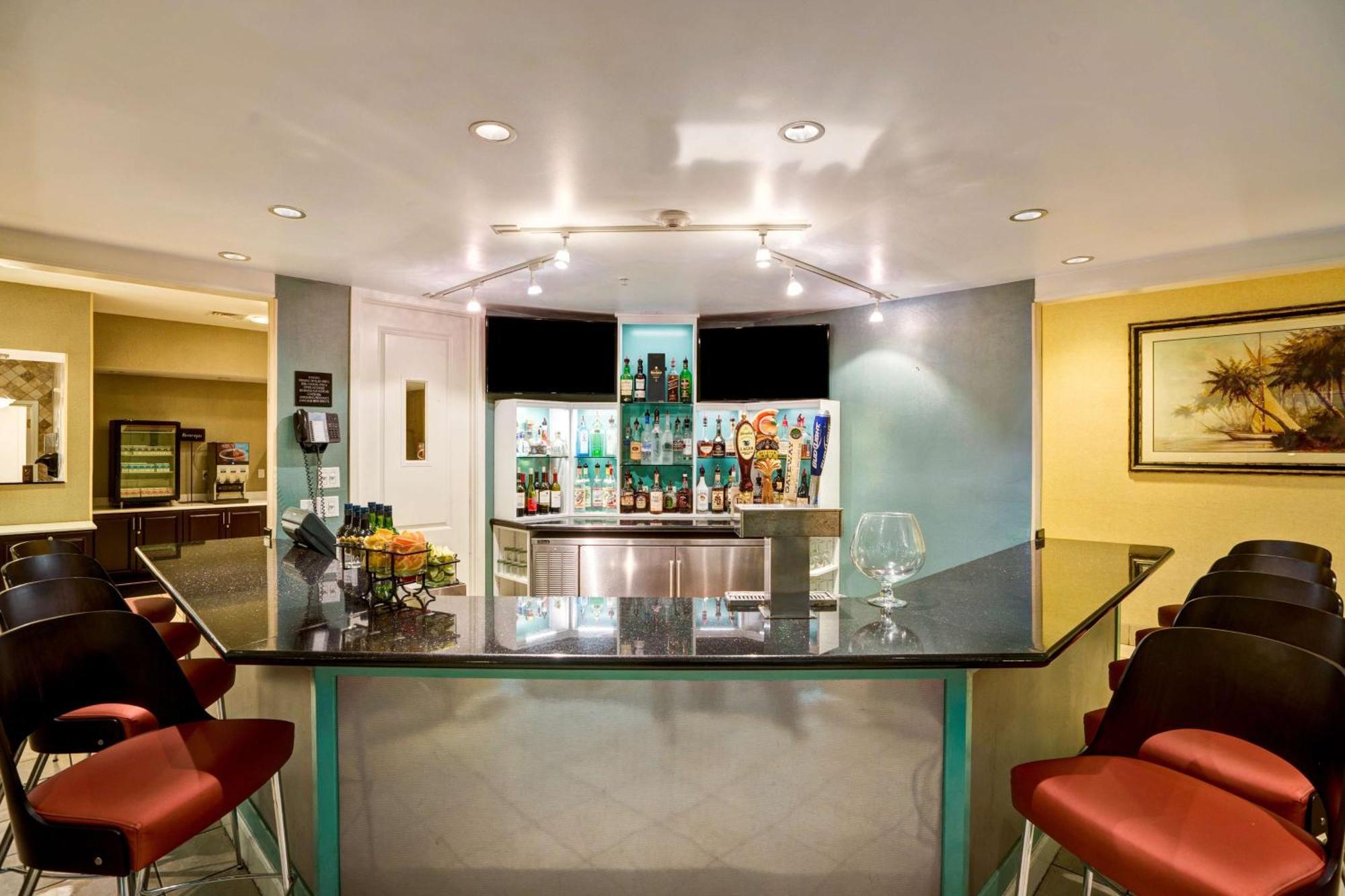 Embassy Suites Fort Myers - Estero Bagian luar foto