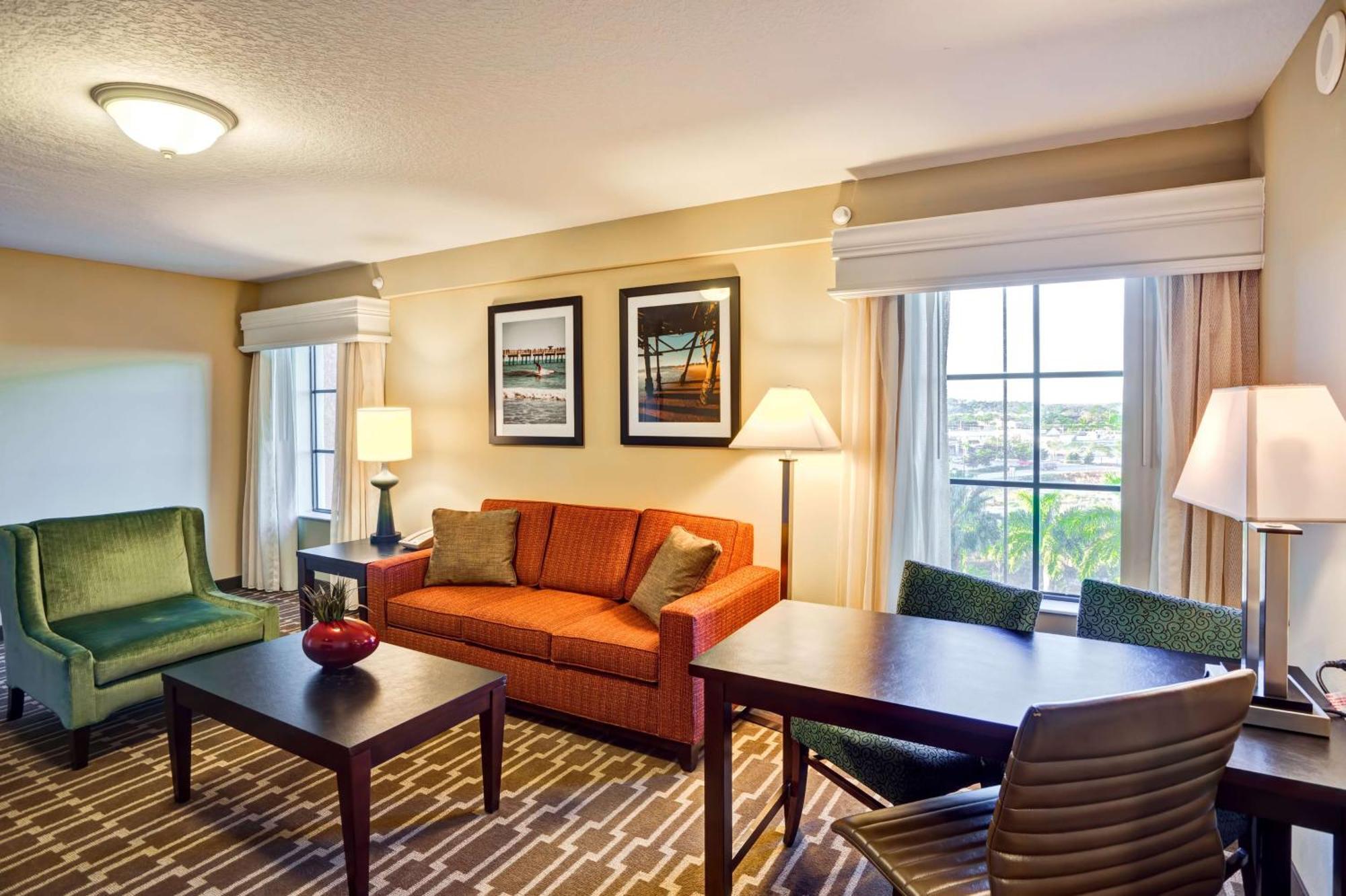 Embassy Suites Fort Myers - Estero Bagian luar foto