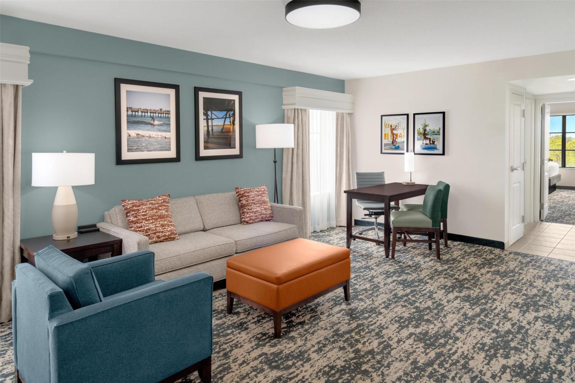 Embassy Suites Fort Myers - Estero Bagian luar foto